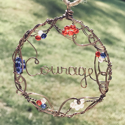 courage wire written circle ornament, red, white, blue, patriotic